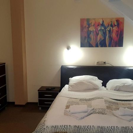 Villa Eden - Noclegi Restauracja Spa Suwałki Buitenkant foto